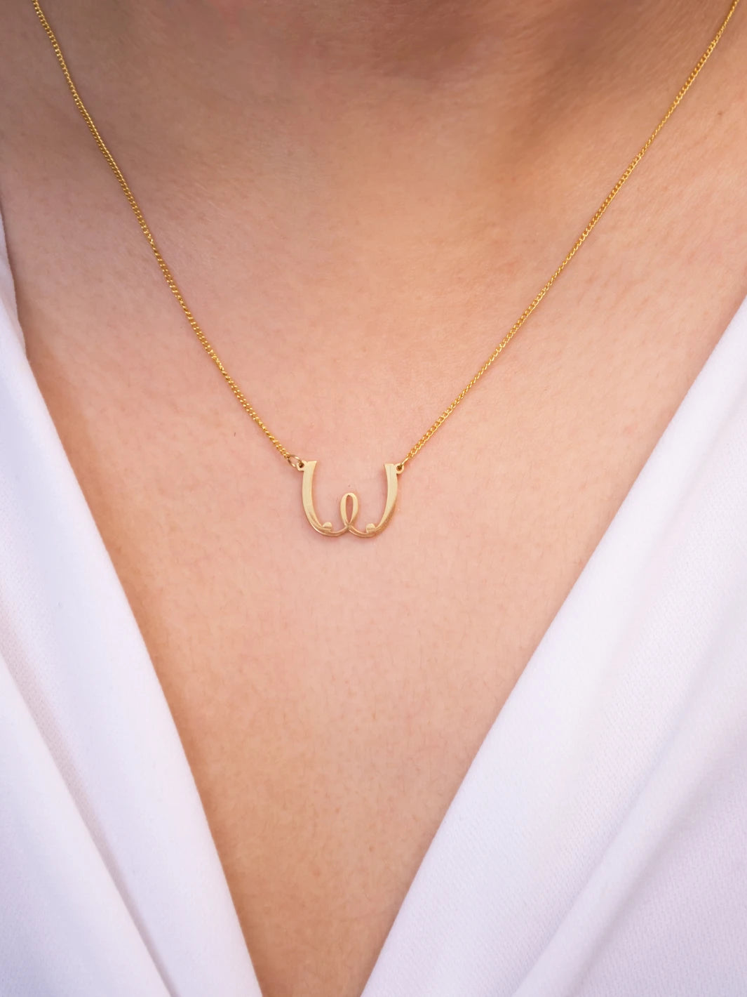 Womanizer Clitoris/Boob Necklace - joujou.com.au