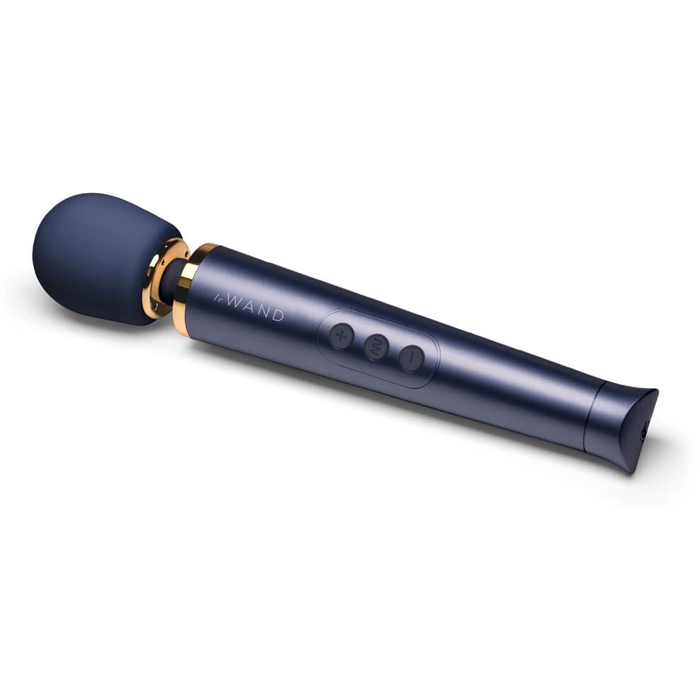 Le Wand Petite Rechargeable Massager - joujou.com.au