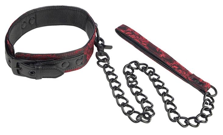 Scandal Collar with Leash