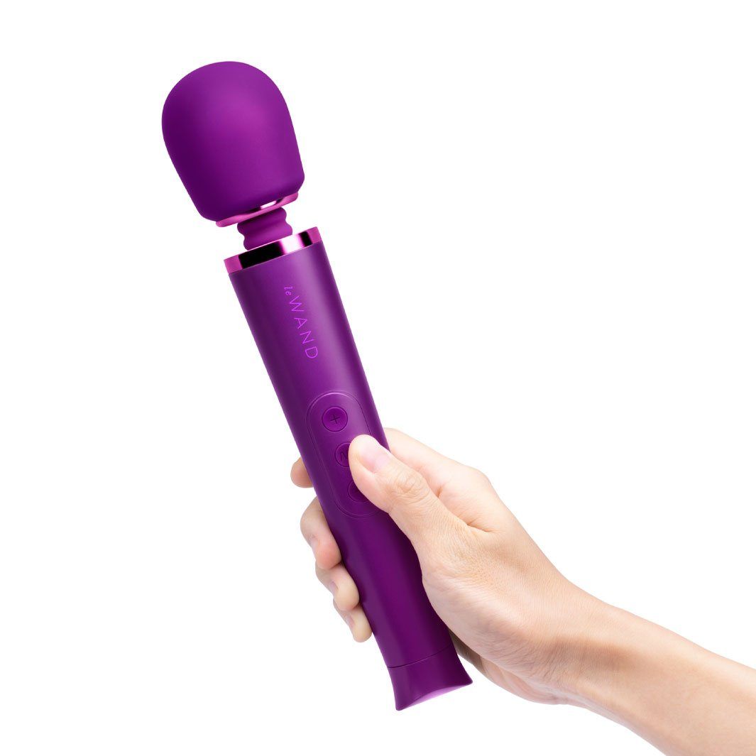 Le Wand Petite Rechargeable Massager - joujou.com.au