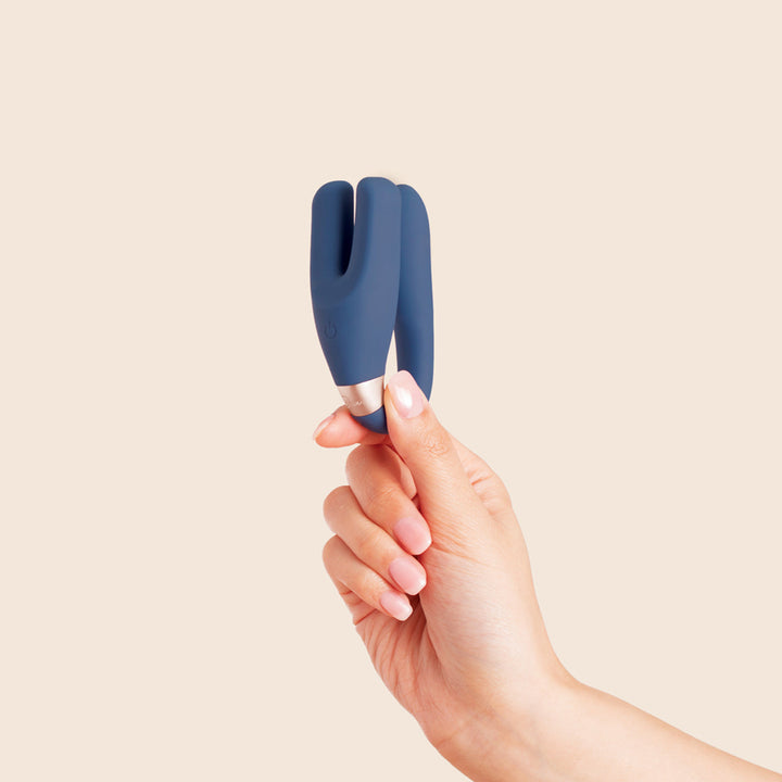 Deia The Wearable Remote-Controlled Dual Vibrator - joujou.com.au